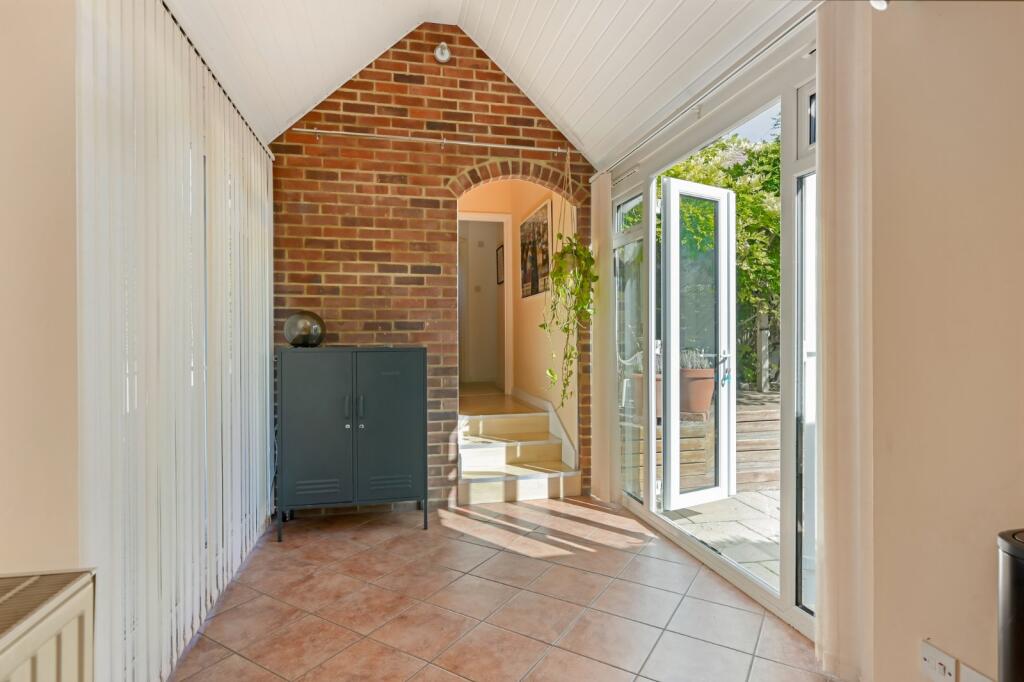 Cherry Garden Lane, Wye, Ashford, Kent, TN25 photo 3