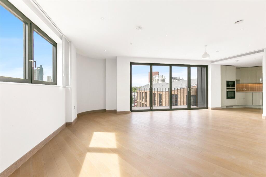 3-bed flat on Dray House, London, Wandsworth, SW18, £800,000