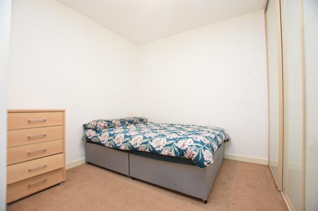 Apartment in Sheffield, South Yorkshire - View 2
