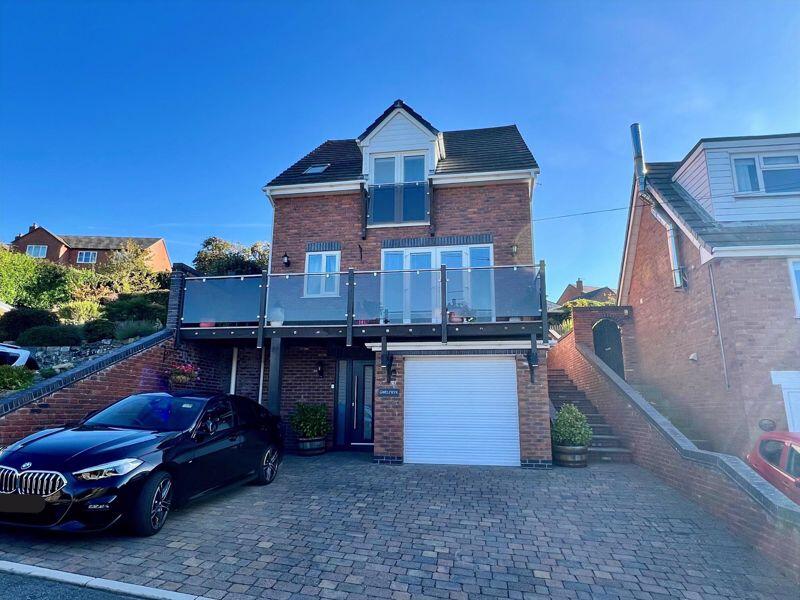 3-bed detached on Nant Road, Coedpoeth, Wrexham, £340,000