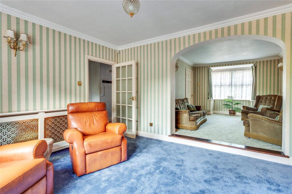 London Road, Twyford, Berkshire, RG10 photo 4