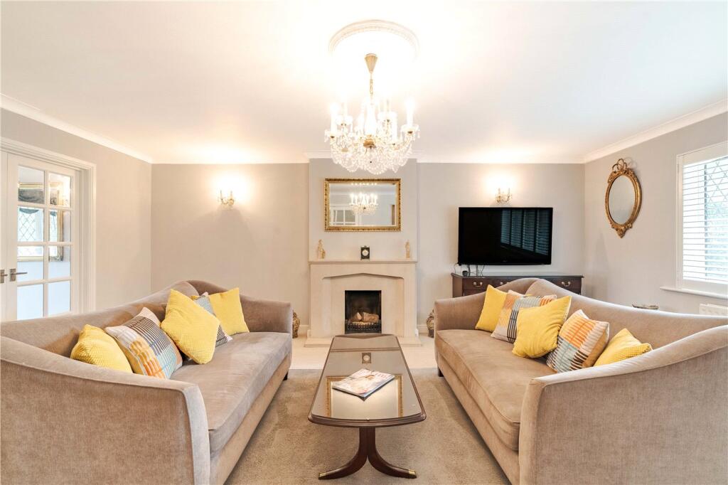 House in Corfe Mullen - View 5