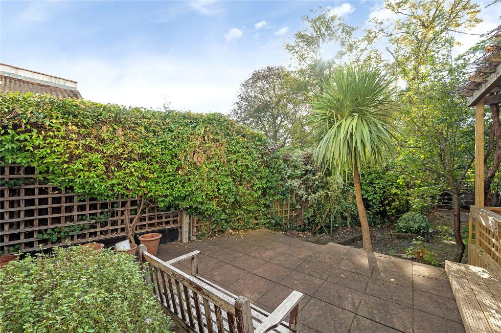 Property photo 8