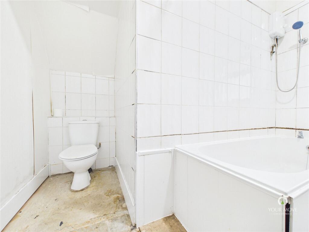 Apartment in South Tyneside, Westoe - View 5