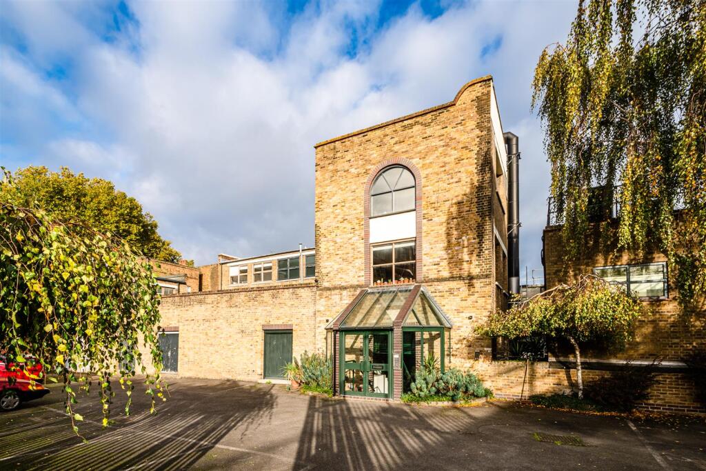 Main image of property: 11-17 Exmouth Place