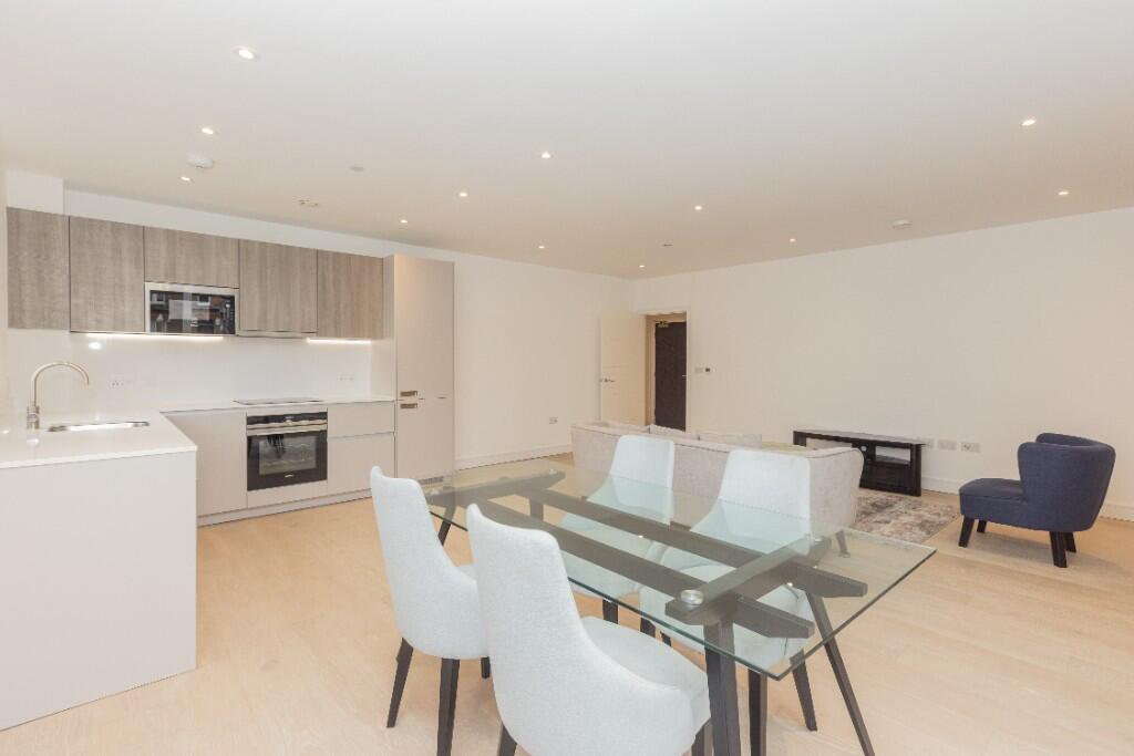 Main image of property: The Avenue, London, NW6