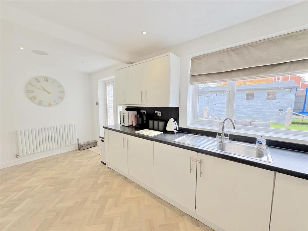 Hartington Drive, Selston, Nottingham photo 5