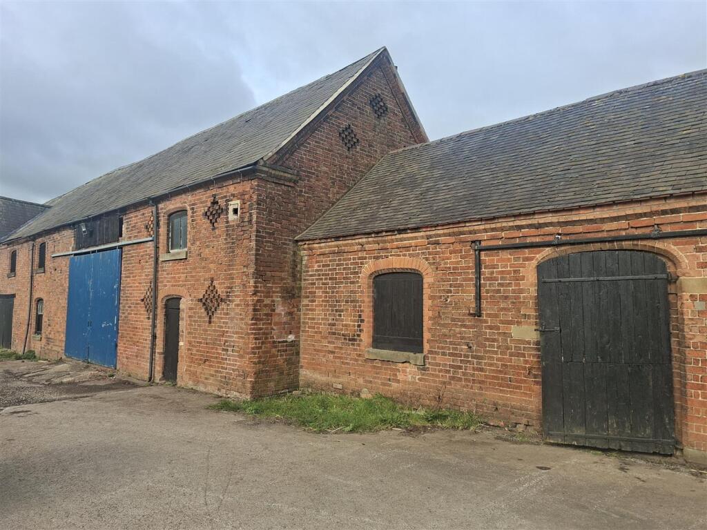 Main image of property: Small Lock up Barn, Moor Farm, Asher Lane, Ruddington NG11 6JX