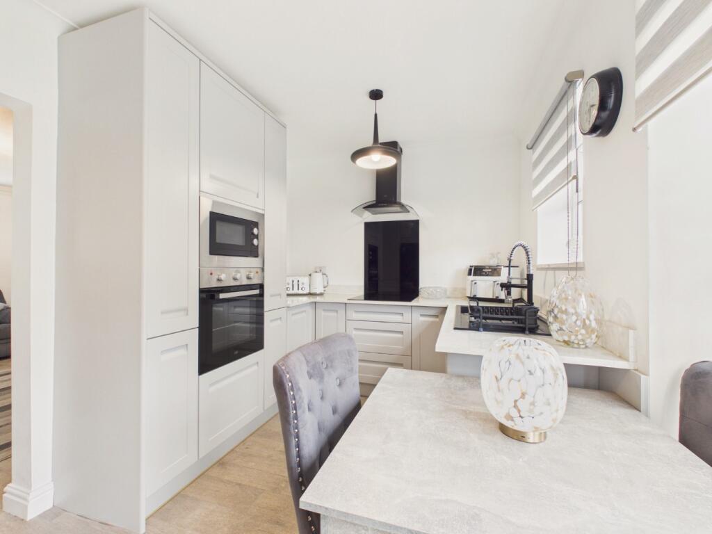 House in Hull, Kingston upon Hull - More