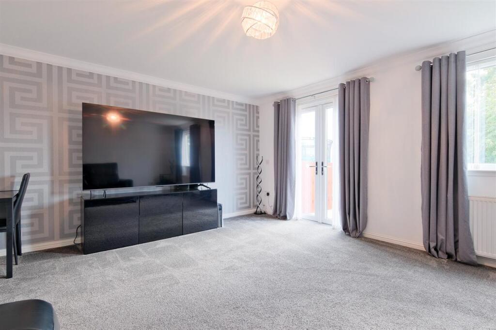 House in Motherwell, South Lanarkshire - View 4
