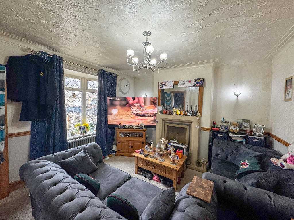 House in Bradford, West Yorkshire - View 2