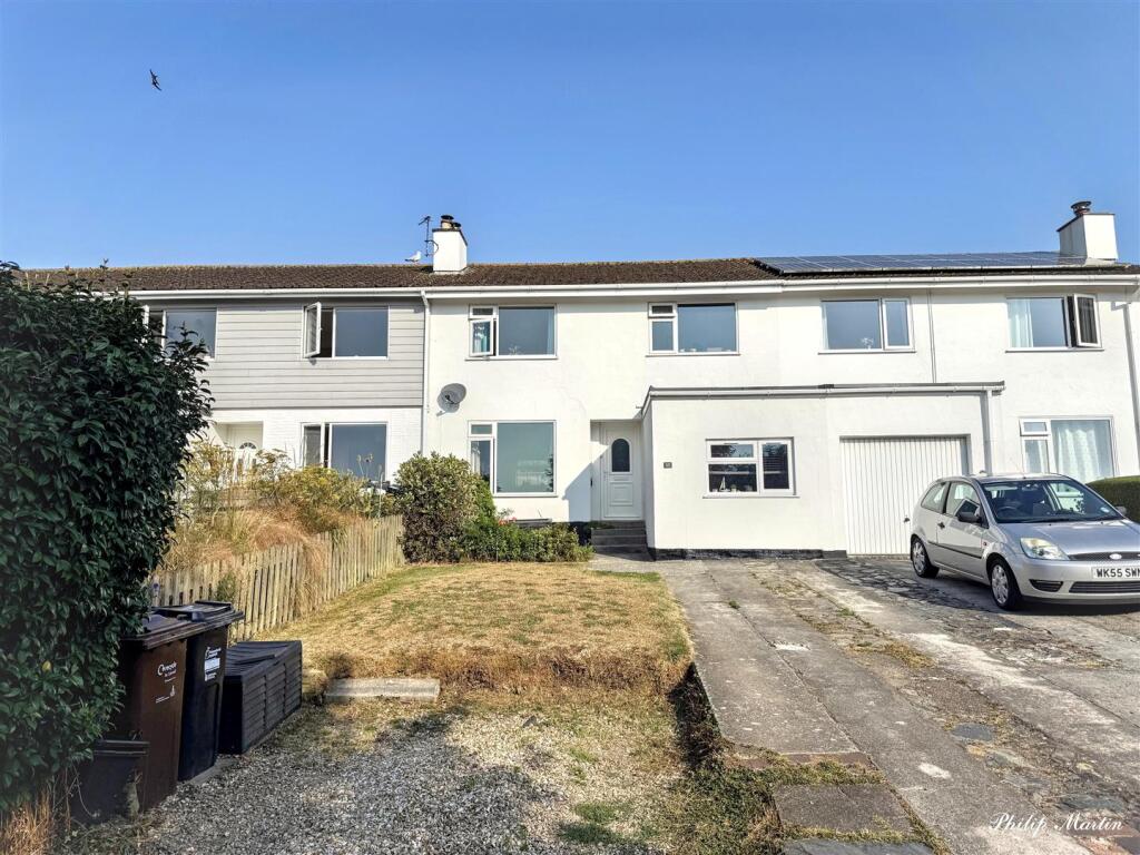 Main image of property: Lords Meadow, Tregony