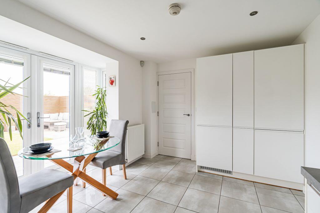 House in Edinburgh, Duddingston Gardens, Craigmillar - View 5