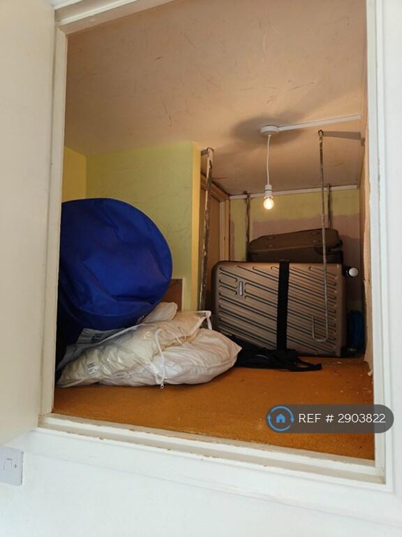 3 bedroom maisonette for rent
