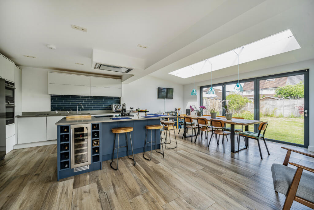 Meadow Lane, Pangbourne, Reading, Berkshire, RG8 photo 3