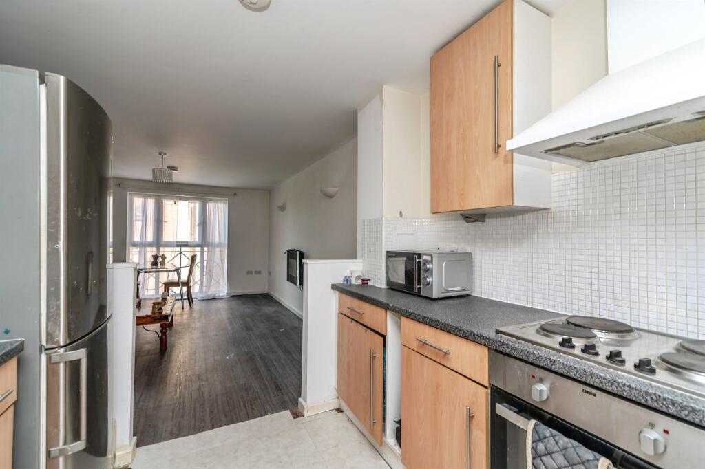 Apartment in Milton Keynes - More