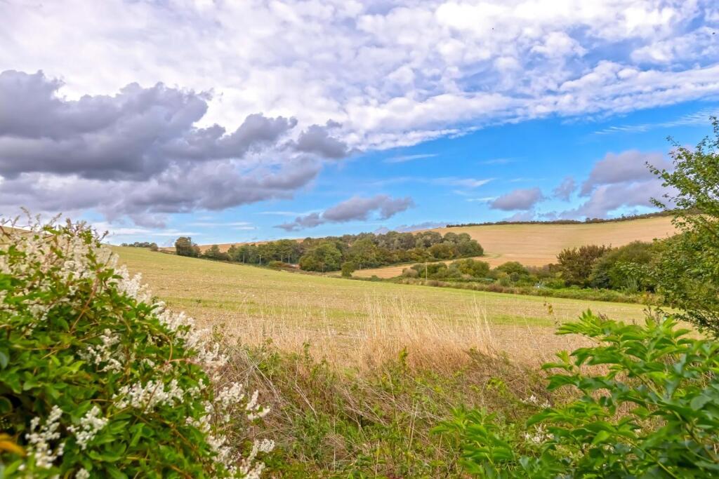 Howard Road, Sompting, Lancing - View 3