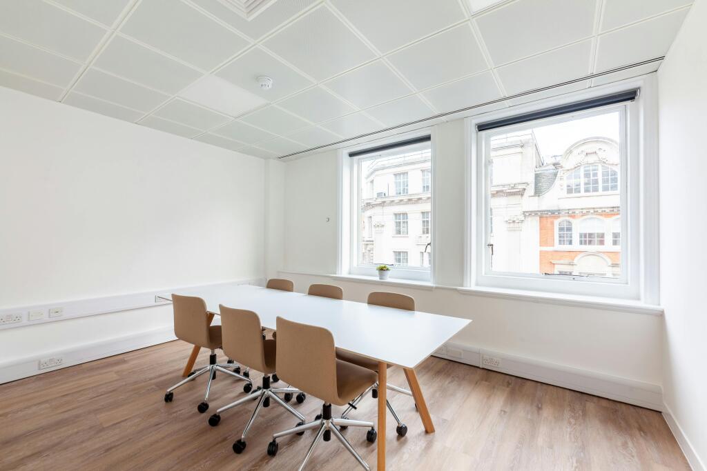 1921 Great Portland Street  3rd Floor 13.jpg