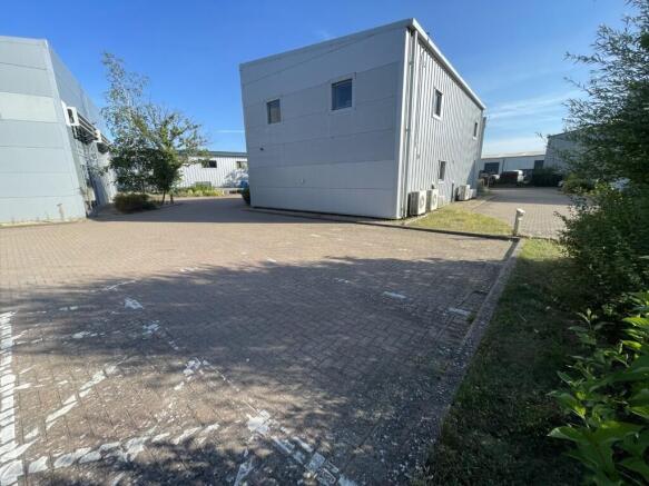 Photo 7