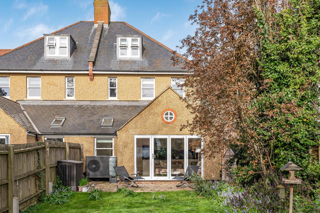 Additional image 33 of Lemsford Road, St Albans, AL1