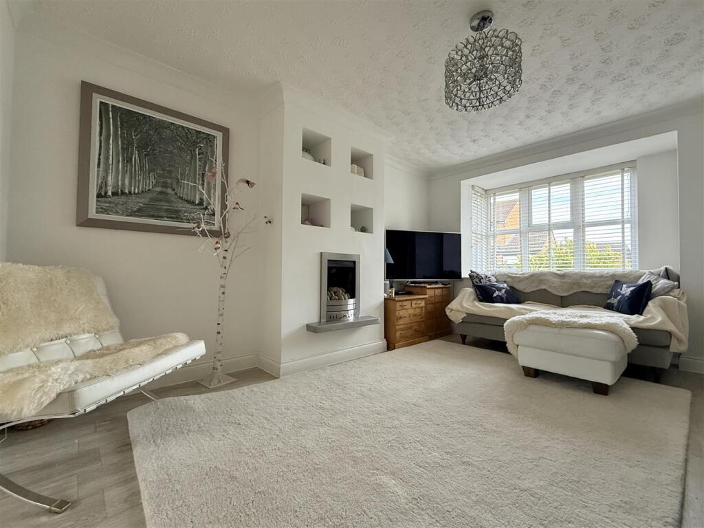 Mandarin Way, Whetstone, Leicester photo 4