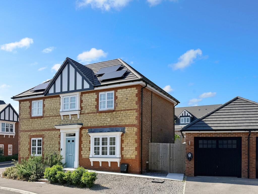 Main image of property: Merchant Crescent, Faringdon, SN7