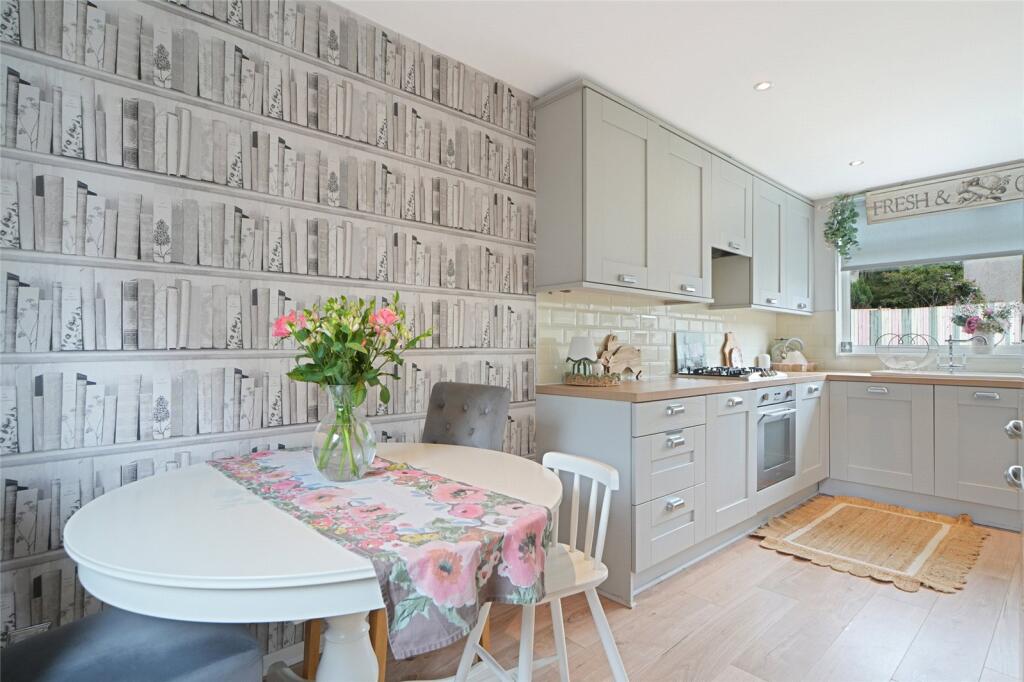 House in Cumbernauld, North Lanarkshire - More