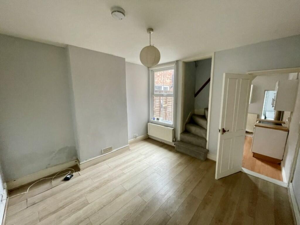 House in Ipswich - View 3