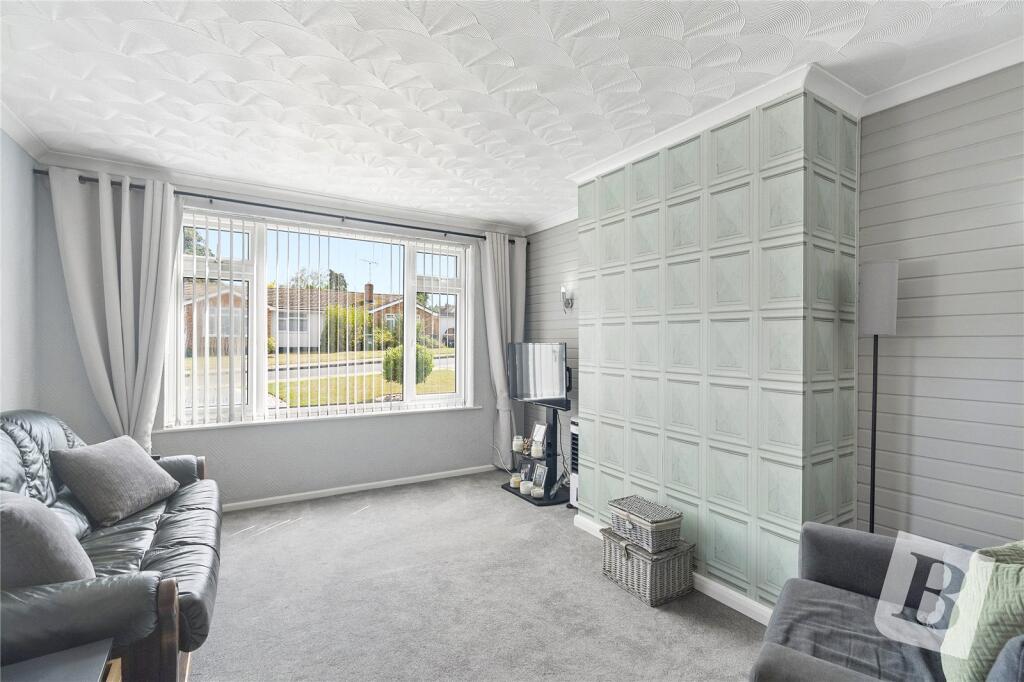 House in Basildon, Wickford - View 2