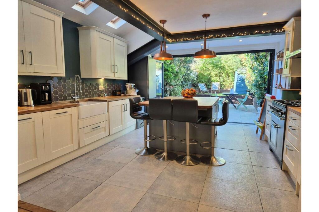 House in London, Hanwell - View 6