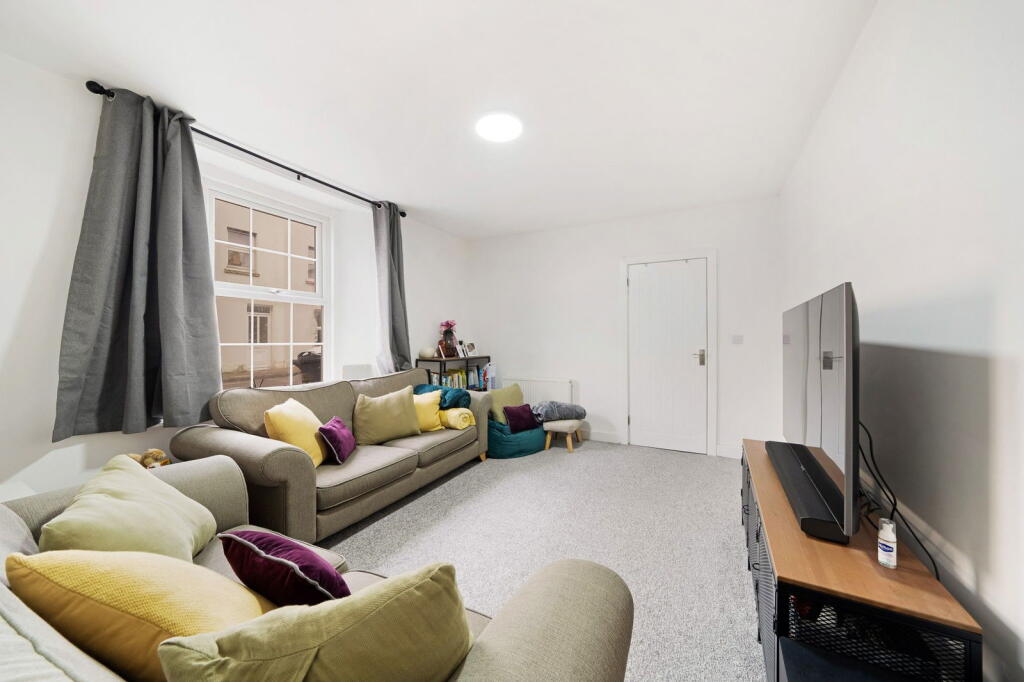 Main image of property: Alfred Street, Weston-super-mare, BS23 1PZ