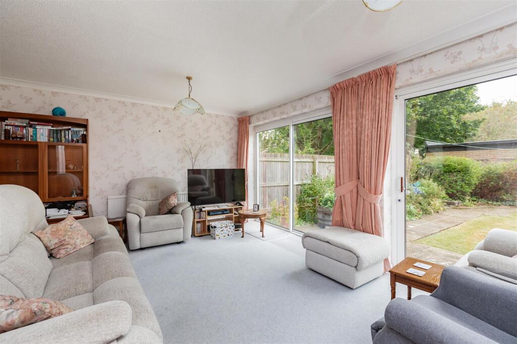 House in Sevenoaks, Manor Forstal, Ash-cum-Ridley - View 3