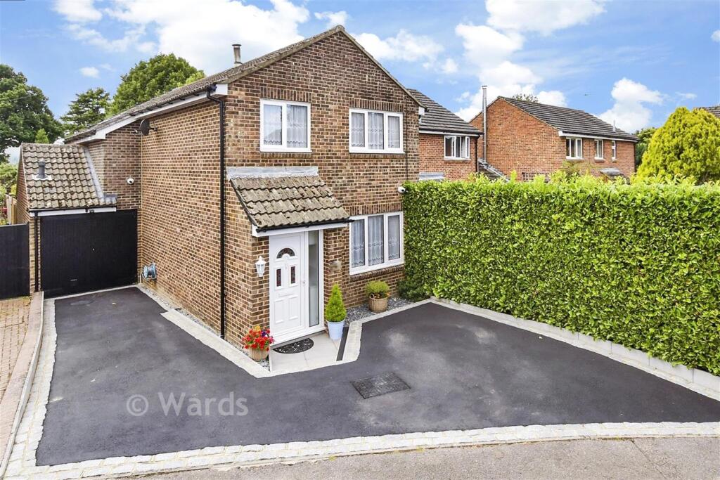 Main image of property: Laurel Grove, Kingswood, Maidstone, Kent