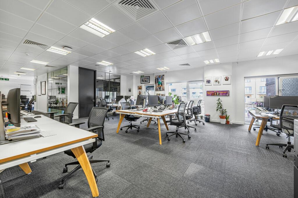 office 14.jpg