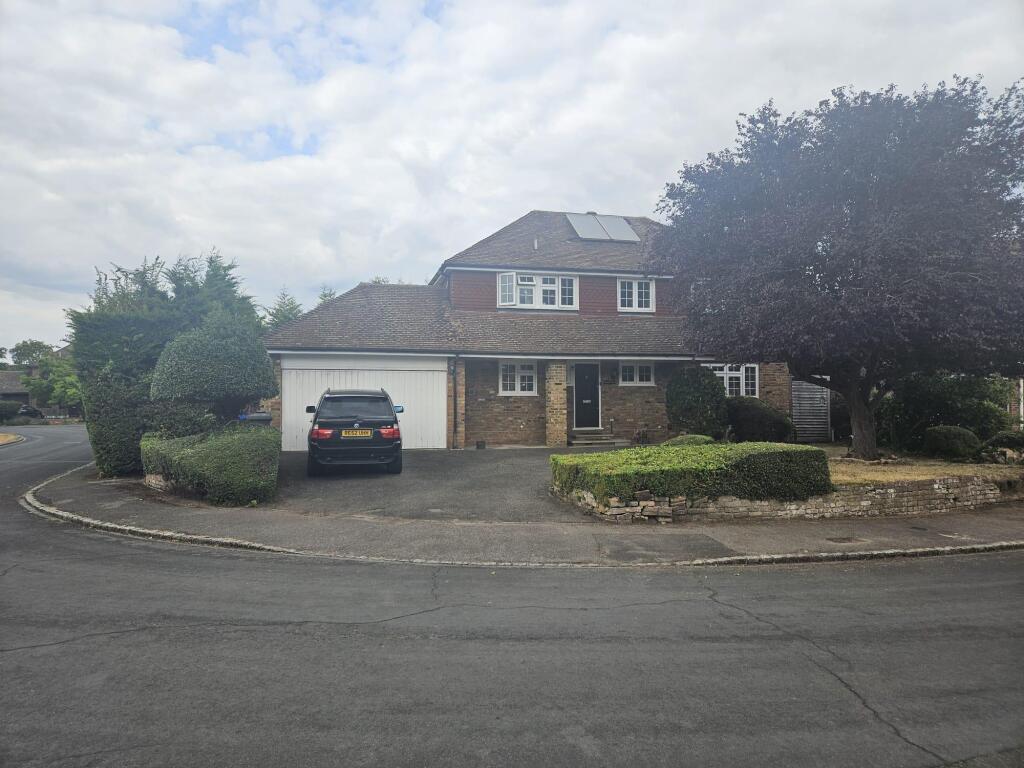 House in Datchet, Windsor and Maidenhead - View 5