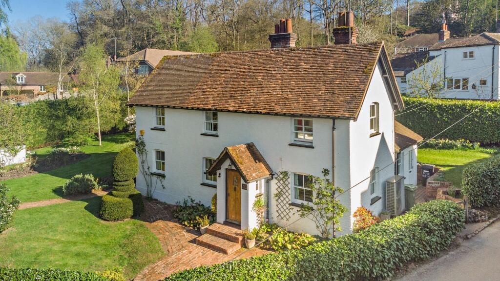 Main image of property: Rotten Row, Bradfield, Berkshire