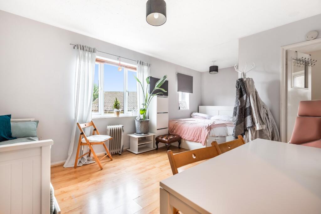 Main image of property: Gresham Way, Wimbledon Park, London, SW19