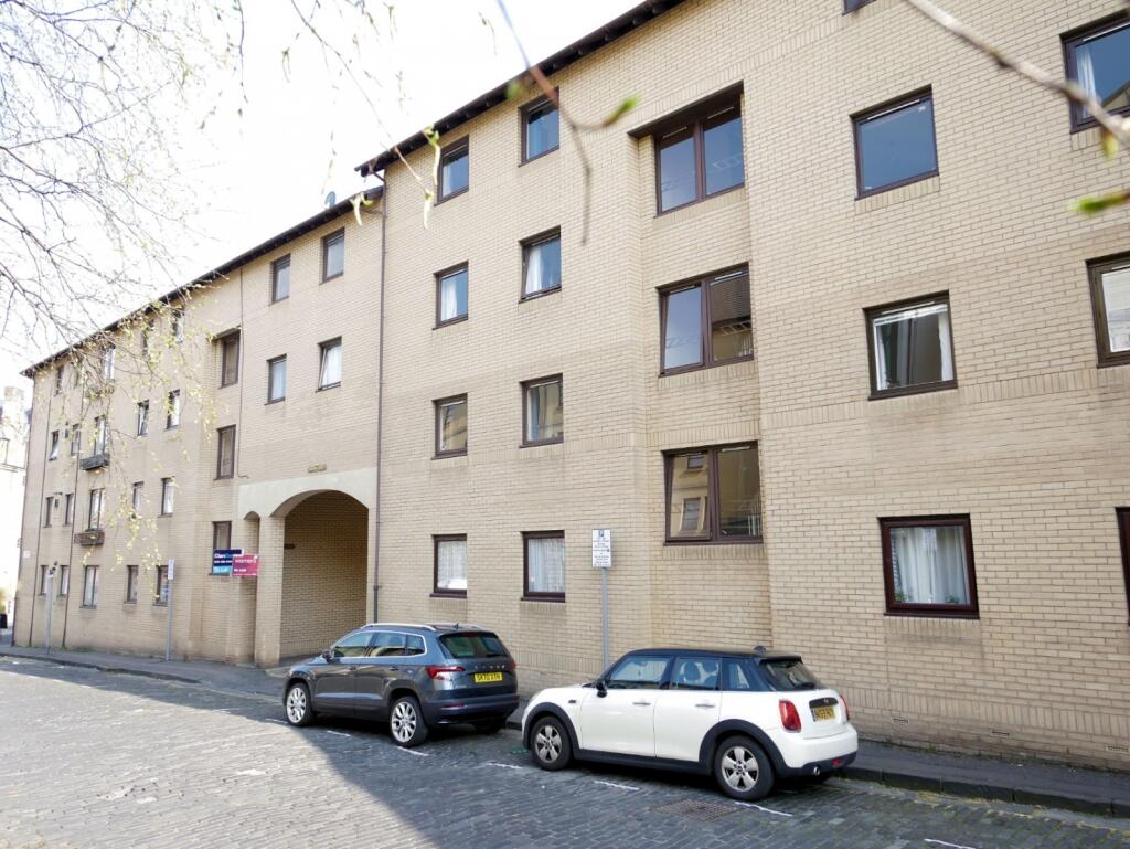 Main image of property: Gilmours Entry, Newington, Edinburgh, EH8