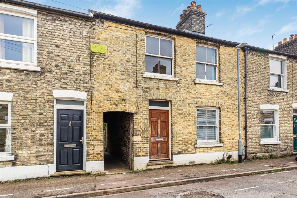 Main image of property: Catharine Street, Cambridge