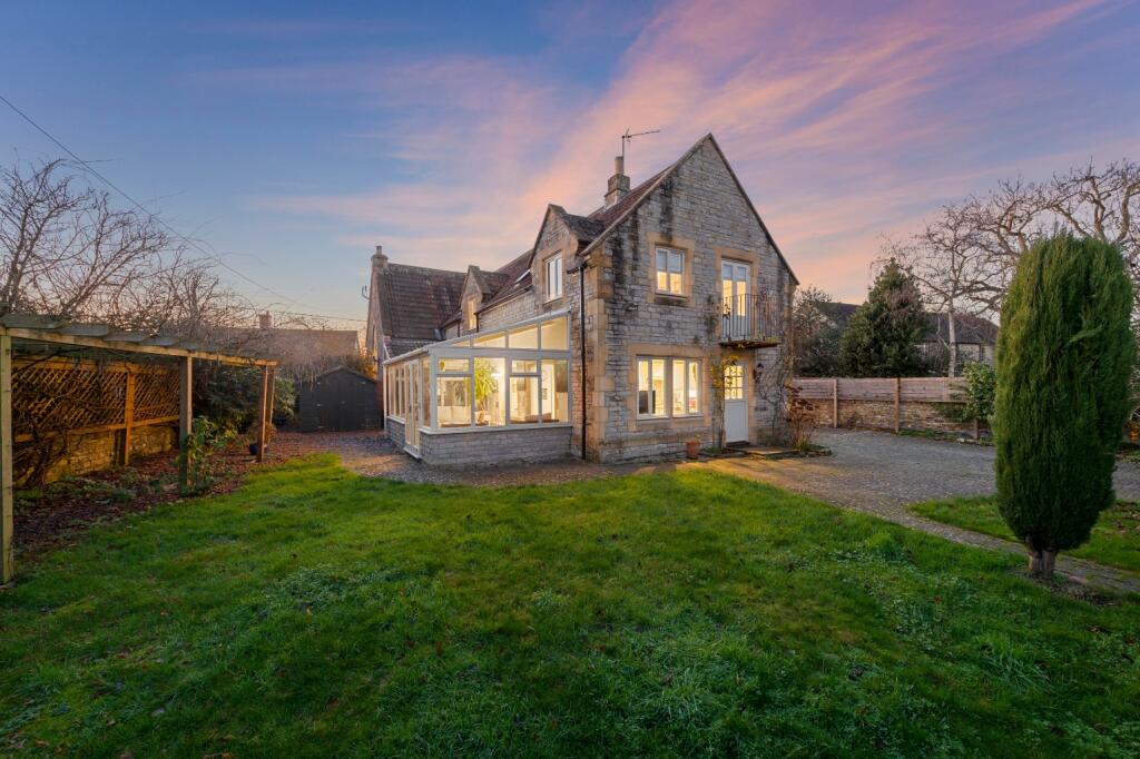 Converted school house with annexe potential in West Lydford photo 4