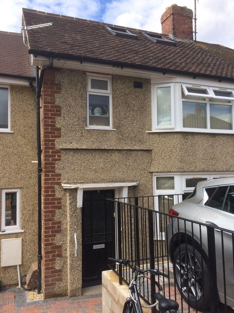 Main image of property: Hadow Road