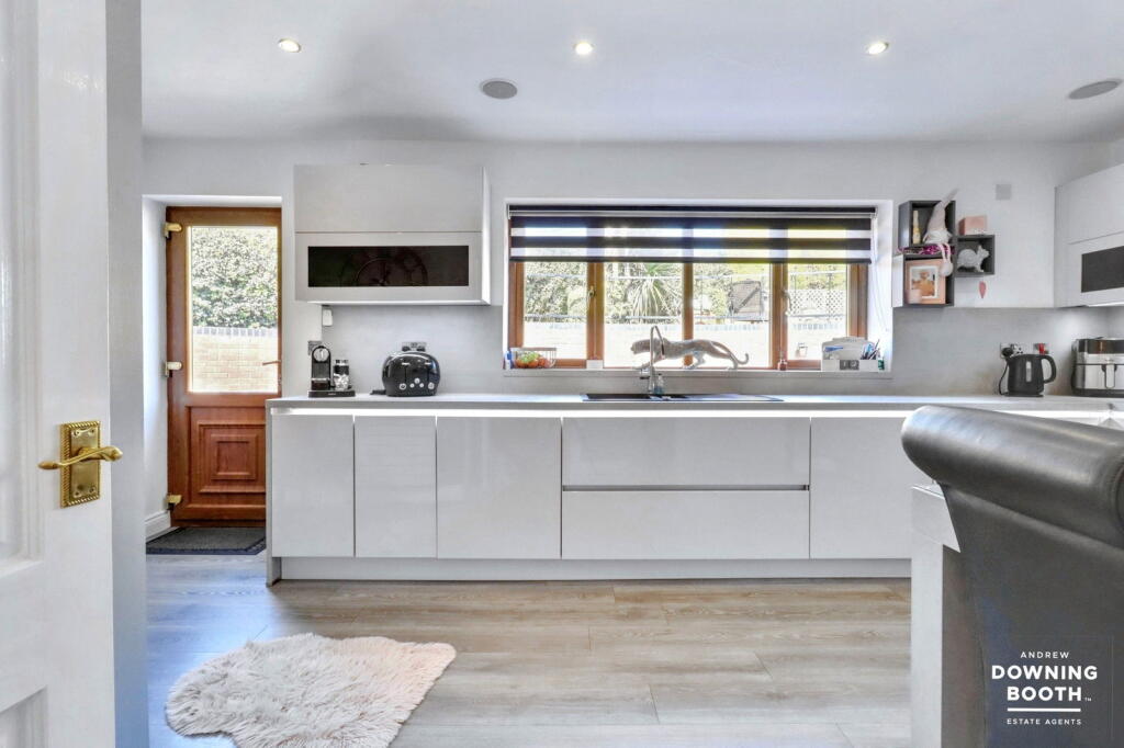 Stone Cottage, Uttoxeter Road, Hill Ridware photo 4