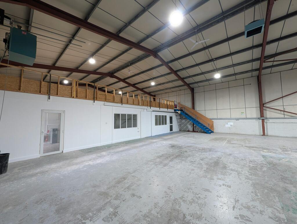 Denham Court Brunel Drive Newark (32).jpg