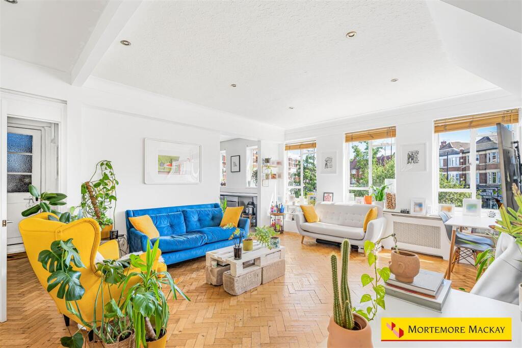 Apartment in London, Winchmore Hill, Palmers Green - View 2