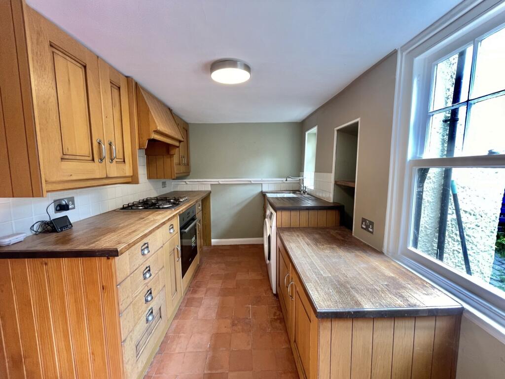 House in Epping Forest, Marden Ash, Ongar - View 4