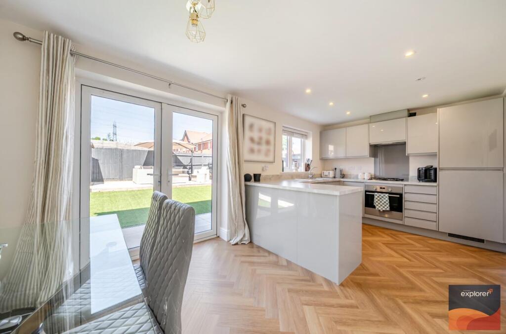 House in Reading - View 3