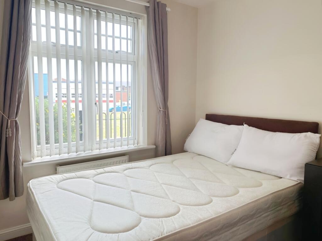 Apartment in North Tyneside, North East - More