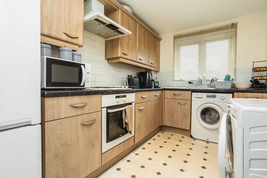 Elmroyd Court, Penistone, S36 photo 5