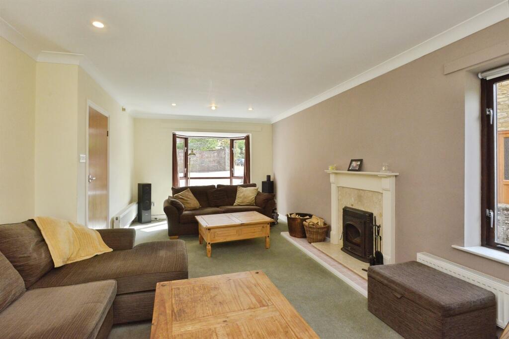 House in Milton Keynes - View 4