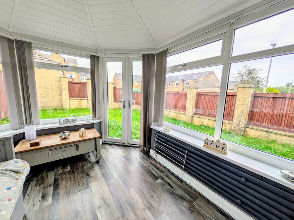 Additional image 3 of Bunting Drive, Bradford, BD6